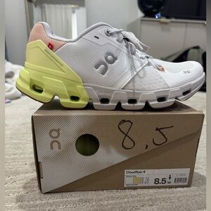 On cloudflyer 4 running shoe